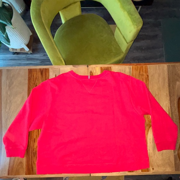 Oversized Tommy Hilfiger cotton sweatshirt in red - Picture 5 of 8